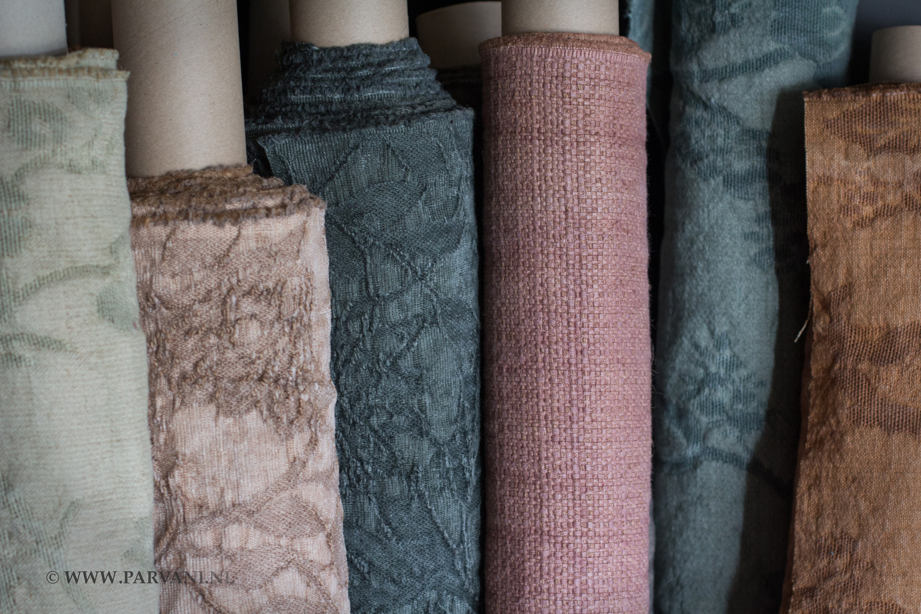 Stoere linnen stoffen van Yvan Puylaert