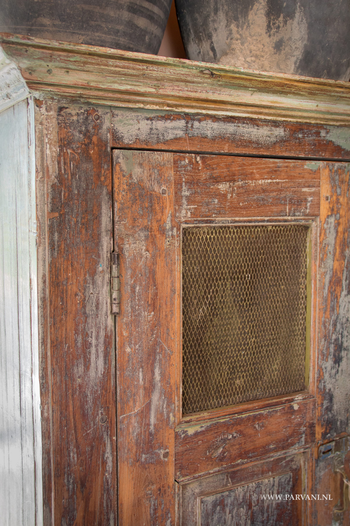 India-kast-groenig_detail