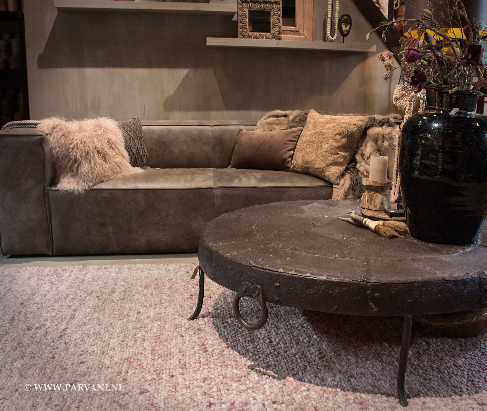 Salontafel-rond-ijzer-groot-India