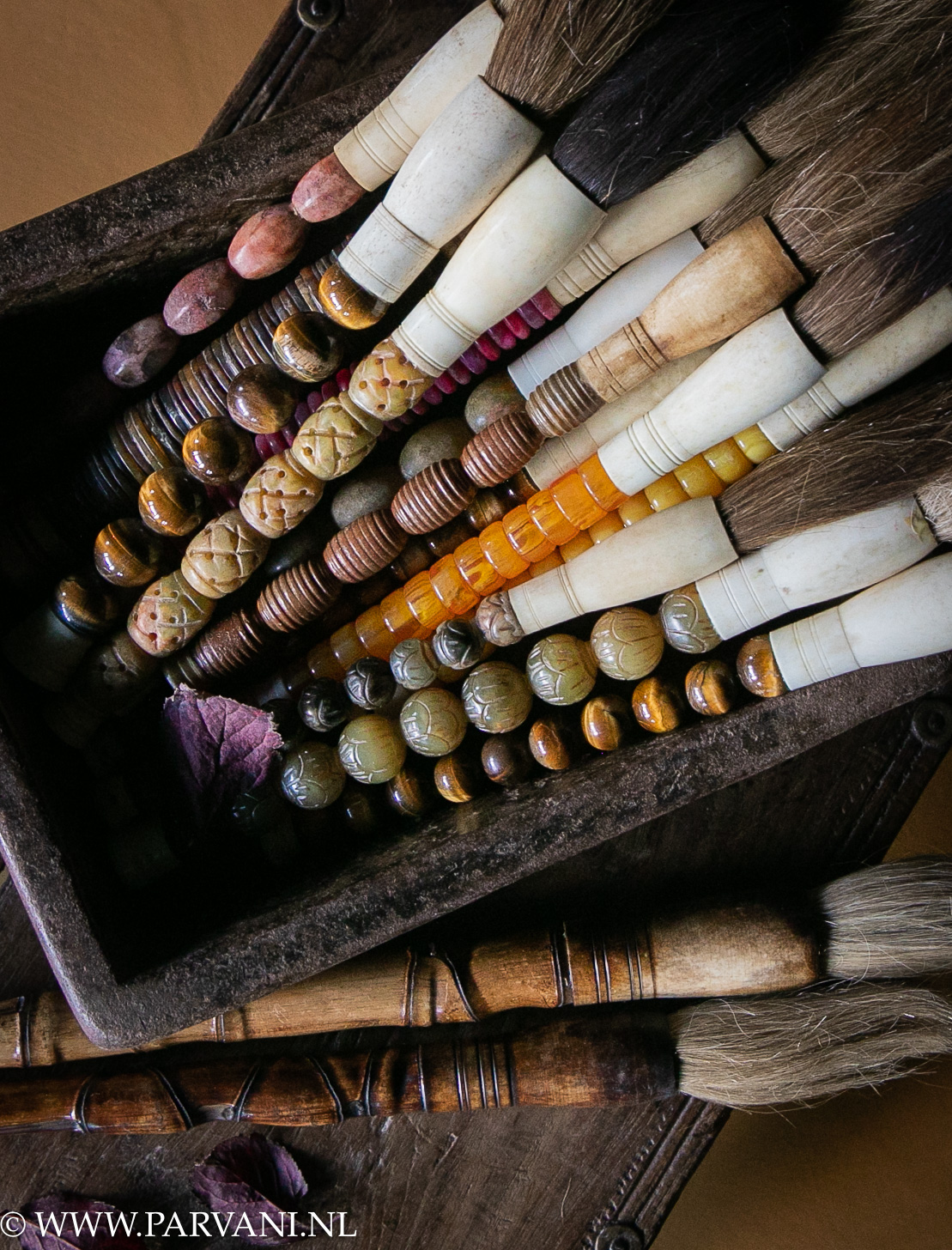 Kleurrijke oude Chinese kalligrafie kwasten en penselen